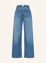 BAGGY ASYMMETRICAL-  Sunny medium contrast