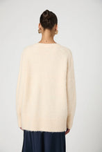 FLUFFY KNIT OVERSIZED SWEATER - Classic Cream