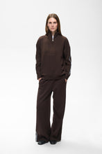 AGGIE VINCENT SWEATSHIRT - Chocolate Brown
