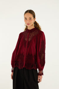 BERRY GARDEN GUIPURE BLOUSE - Burgundy