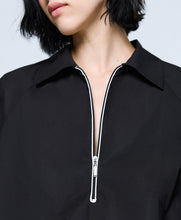 BLOUSE WITH COLLAR AND ZIPPER- Black