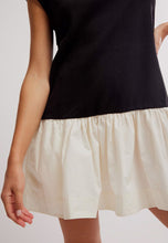 ENYA COMBO MINI DRESS - Black and Cream