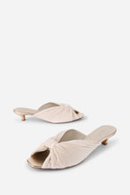 CURFEW KITTEN HEEL - Ivory