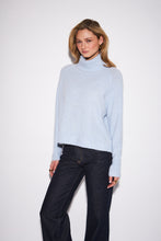 EMMETT SWEATER - Sky