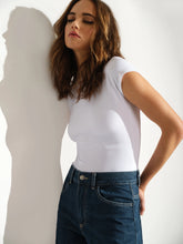 ESSENTIAL CREW  TEE - White