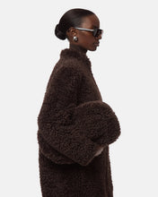 JUMBO NOOR POCHETTE - Brown Bouclette