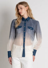 DENIM FADE BLOUSE