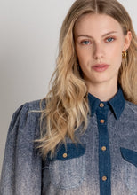 DENIM FADE BLOUSE