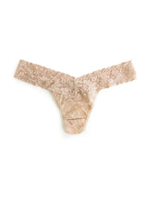 LOW RISE LACE THONG - Chai