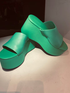 TEGAN NAPPA WEDGE - Acid Green