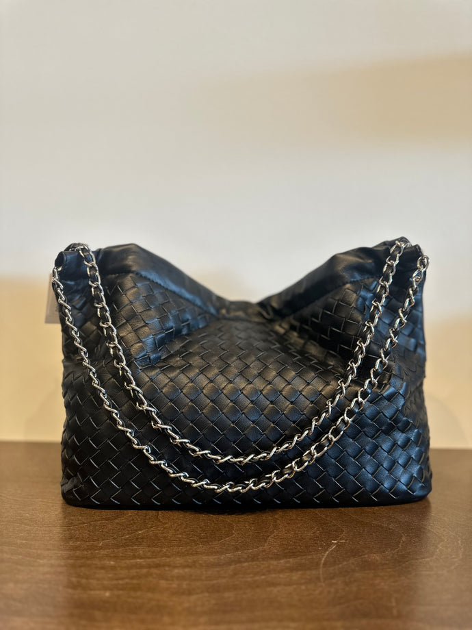 WOVEN CHAIN SLOUCH BAG-Black