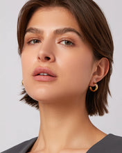 STAPLE HOOP SMALL - Gold