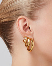 STAPLE HOOP LARGE - Gold