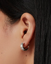 MINI LENNON HOOP EARRING - Silver