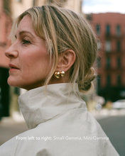 MINI GEMMA HOOPS - Gold