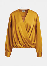 KOLKWITZIA WRAP TOP - Carmel Drip