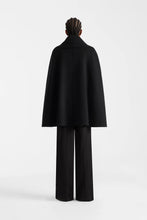 SUSIE CAPE - Black