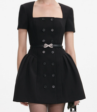 BLACK CREPE SHORT SLEEVE MINI DRESS