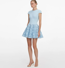 CREPE LACE MINI DRESS - Blue
