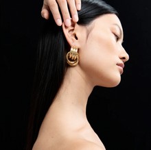 DOUBLE KNOT EARRINGS - Gold