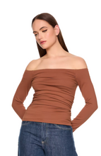 OFF SHOULDER TOP -Toast