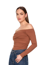 OFF SHOULDER TOP -Toast