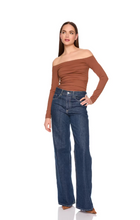 OFF SHOULDER TOP -Toast