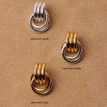 MINI KNOT EARRINGS - Gold