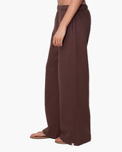 CLOUDSOFT WIDE LEG JOGGER - Chocolate