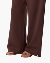 CLOUDSOFT WIDE LEG JOGGER - Chocolate