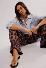 ALL OUT SATIN LEOPARD PANT