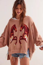 GRAPHIC CAMDEN SWEATER - Mirrored Horse