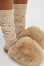 SNOWBALL SLIPPER - Taupe