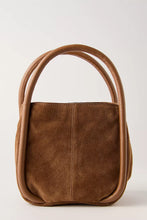 BARLOW SUEDE BUCKET BAG - Cognac
