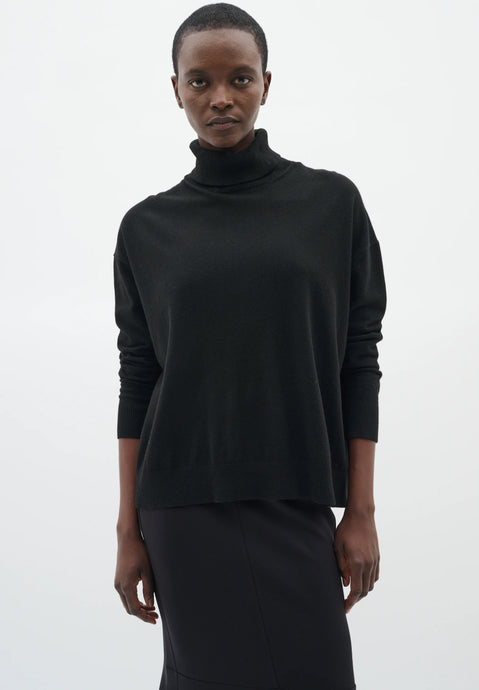 GLEA KELLSIE TURTLENECK - Black
