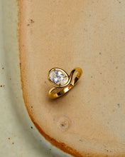 THE BIANCO NERO STATEMENT RING - Gold