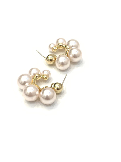LUNA PEARL HOOP