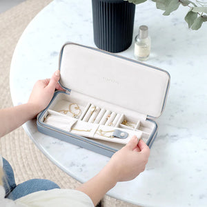 SLEEK NECKLACE TRAVEL JEWELRY BOX  - Dusty Blue