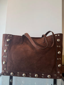 STUDDED TOTE - Chocolate