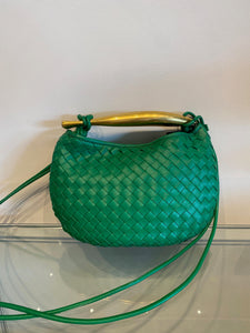 GOLD HANDLE WOVEN BAG - Kelly Green